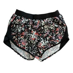 Under Armour Shorts Black Multicolor Size S